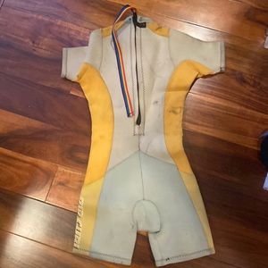 Boys wet suit spring